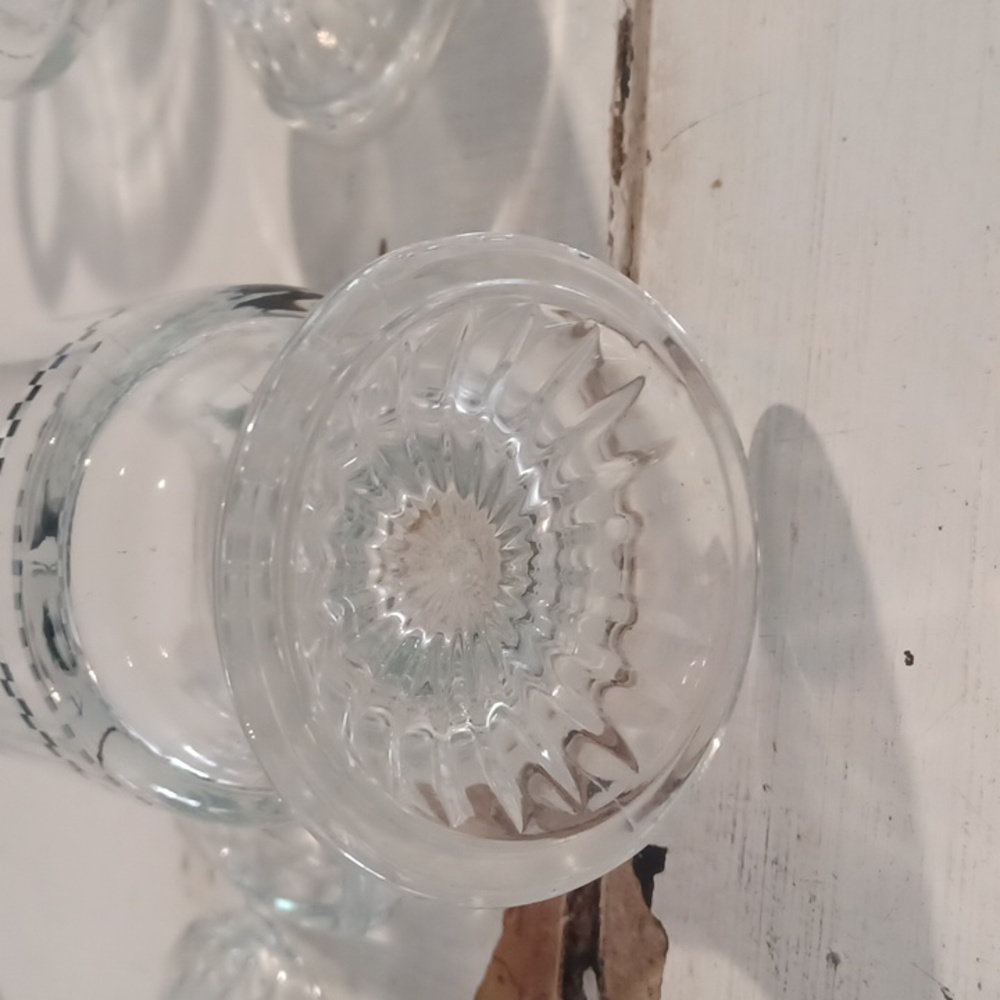 Vintage Cow Pedestal Glasses Set 4 - Picture 10 of 10